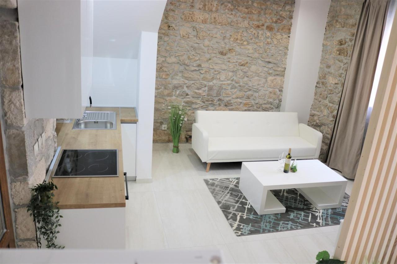 City Center Chic Apartments Baška Voda Dış mekan fotoğraf