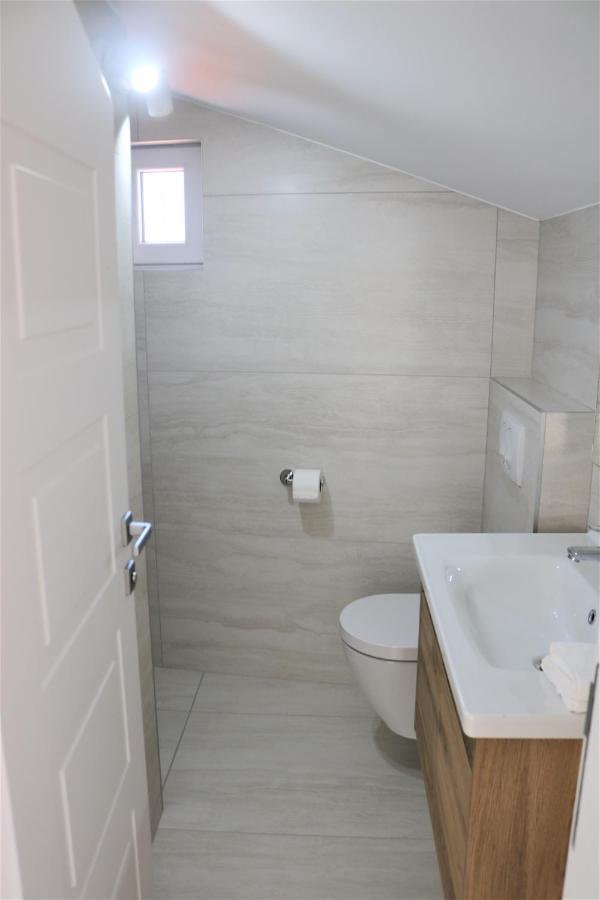 City Center Chic Apartments Baška Voda Dış mekan fotoğraf