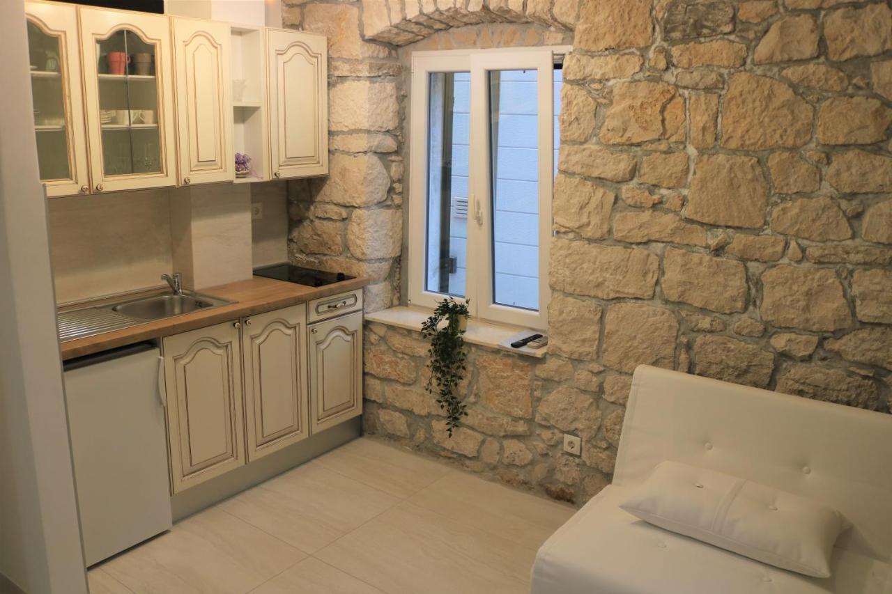 City Center Chic Apartments Baška Voda Dış mekan fotoğraf